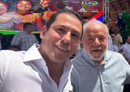 marcelo-ramos-com-lula-768x665
